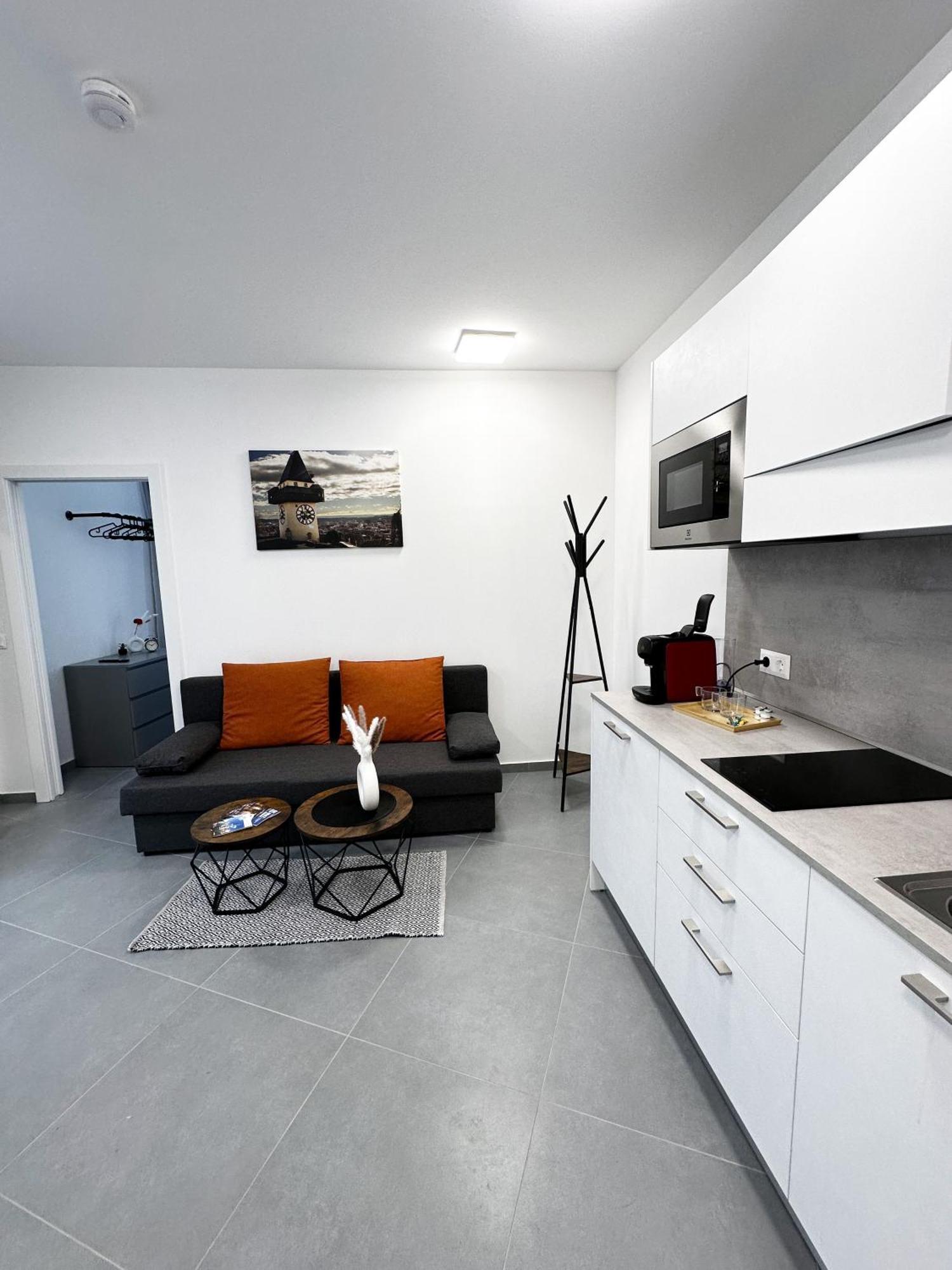 Aparthotel Grazora Living *